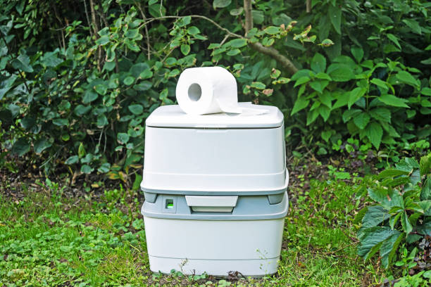 Best Luxury portable toilet rental  in Delshire, OH