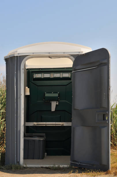 Portable Toilet Options We Offer in Delshire, OH